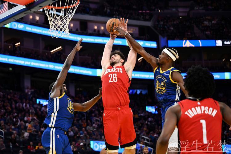 火箭客场险胜勇士 比赛进入决战时刻 火箭客场险胜勇士 比赛进入决战时刻